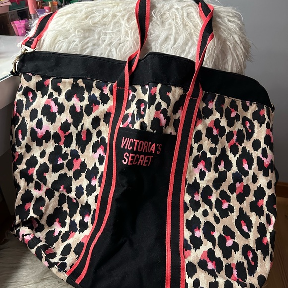Victoria's Secret Leopard Print Tote - Picture 1 of 4